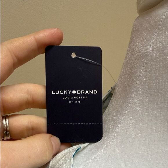 Lucky Brand Blue‎ and White Floral Blouse - Picture 2 of 10